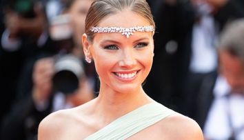 Amandine Petit, accident vestimentar major pe covorul roșu, la Cannes