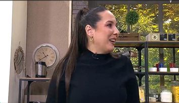 Albă ca Zăpada, prăjitura copilăriei: rețeta simplă pregătită de Florența Mihăilă la Vorbește Lumea
