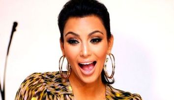Kanye West a cerut-o de sotie pe Kim Kardashian. Ce cadou luxos i-a facut rapper-ul dupa nastere si unde va avea loc nunta