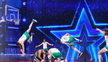 Basketball-ul văzut ca un moment artistic la Românii au talent. Au făcut show pe scenă cu mișcările lor