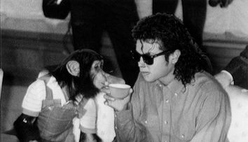 Ce s-a întâmplat cu cimpanzeul lui Michael Jackson? Bubbles  a călătorit frecvent cu artistul în anii '80