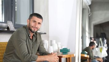 Dragoș Bucur revine la Visuri la cheie! Actorul e gata să spună din nou: Renovarea începe acum!