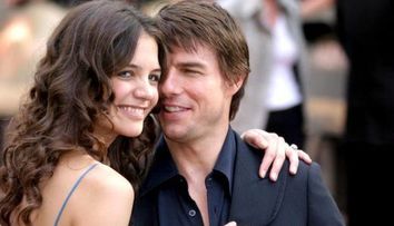 Tom Cruise si Katie Holmes divorteaza dupa cinci ani de casatorie. Motivul pentru care s-a destramat unul dintre cele mai populare cupluri de la Hollywood