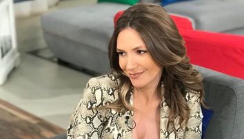 VIDEO Dana Rogoz și Ioana Scărlătescu i-au pregătit Adelei o surpriză