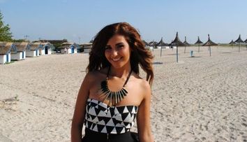 Secretele unei siluete perfecte. Cum se mentine Alina Eremia in forma pe plaja, la mare