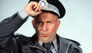 Cine și-l amintește pe Garcea din “Vacanța Mare”? Cum arată Mugur Mihăescu, după ce și-a lăsat mustață