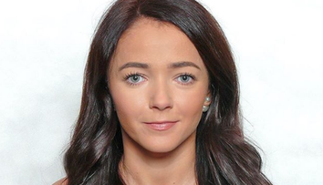 Ea este tanara care copiaza in detaliu tinutele lui Kate Middleton. Ce face zilnic pentru a le avea este greu de inteles