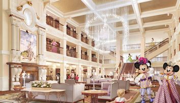 Cum arată hotelul de cinci stele Disneyland Hotel din celebrul parc de distracții de lângă Paris