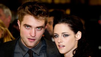 O simplă glumă sau atac cu subînțeles? Declarația lui Robert Pattinson care a stârnit controverse: de ce cred fanii că actorul a ironizat-o pe Kristen Stewart, fosta lui iubită