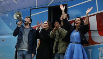 Sezonul 4 Visuri la cheie incepe din toamna la PRO TV! Mai multe familii fericite si mai multe case renovate