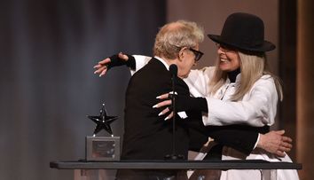 Woody Allen, omagiu emoționant pentru Diane Keaton: „Unică pe acest pământ, cum nimeni n-a mai fost și nici nu va mai fi, chipul și râsul ei luminau orice încăpere în care intra”