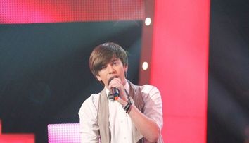 Narcis Iustin Ianau, cover dupa cel mai recent single Shakira feat. Rihanna