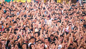 A DOUA ZI A FESTIVALULUI NEVERSEA A ADUS PESTE 67.000 DE PARTICIPANȚI