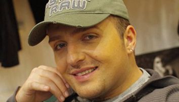 Costi Ionita a dat lovitura. S-a inconjurat de cei mai faimosi cantareti din SUA si a scos HITUL asteptat de toti fanii
