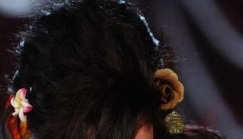 Inainte sa moara, Amy Winehouse i-a spus mamei sale ca o iubeste