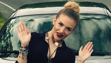 Transformarea Oanei Radu. Cum arata cantareata dupa o schimbare totala de look