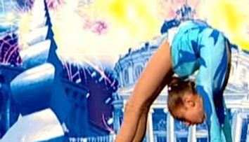 Micuta contorsionista, Ioana Roxana Rotar, a avut emotii mai mari la Romanii au talent ca in concursuri FOTO!