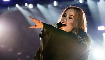 Adele este pregătită pentru lansarea noului album. Ce a pregătit artista pentru fani