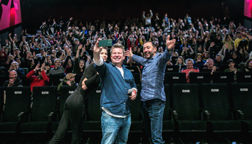 Comedia RAMON a intrat direct pe primul loc în box office-ul din țară! Românii și-au încheiat weekend-ul cu Pavel Bartoș