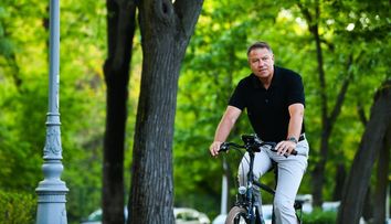 Klaus Iohannis, amintiri din copilărie. Cum arăta la 17 ani