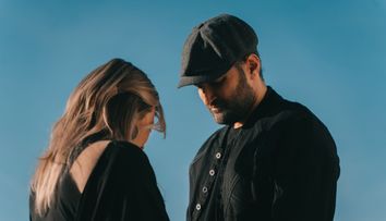 Smiley a lansat „Mai mult de-o viață”, ultimul episod al serialului muzical cu același titlu