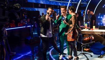 Ce nu vezi la Romanii Au Talent, iti arata Oana Tache pe Facebook