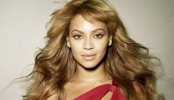 Prima fotografie cu fetita lui Beyonce si Jay-Z, la 1 an. Cu cine seamana?