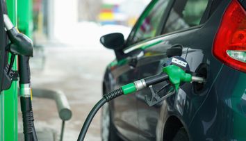 Ce preț au motorina și benzina pe 1 august 2025, după creșterea accizelor și a TVA-ului