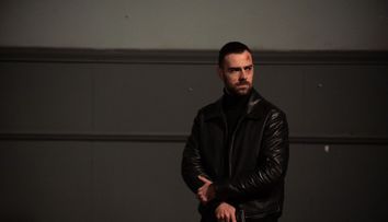 Tudor e cu un pas mai aproape de adevăr! „Am om care știe ce a făcut Măcelaru cu frate-tu!”Un nou episod CLANUL