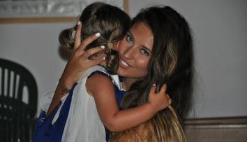 Antonia vorbeste deschis despre familia ei. Ce le raspunde artista celor care o acuza ca isi neglijeaza fetita