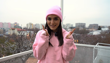 Alexia Eram, ultimele retușuri în apartamentul cumpărat din banii ei: „Pot să vă arăt cum a ieșit baia”
