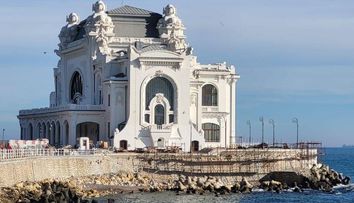 Cum arată în interior Cazinoul din Constanța după renovare. Reacția localnicilor: „Se vede că și-au dat interesul”