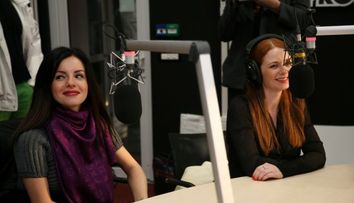 Ce legatura exista intre fetele de la T.A.T.U si Alexandra Stan? Clipul din studioul ProFM pe care trebuie sa il vezi! VIDEO