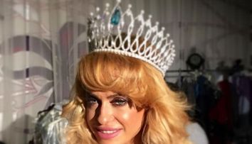Anda Adam, primele fotografii in rochie de mireasa. Ce model a ales pentru nunta sa