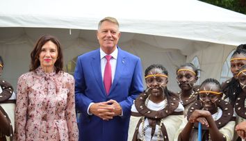 Carmen Iohannis a fost invitată la un dans tradițional în Kenya. Care a fost reacția Primei Doamne a României