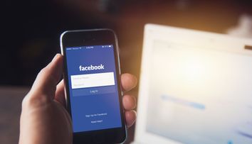 6 lucruri pe care ar trebui sa le stergi de pe profilul tau de Facebook