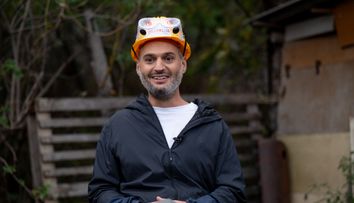Visuri la cheie, 11 martie 2026. Omid îi pregătește o surpriză de proporții lui Darius! Tânărul va avea un ciubăr, pentru băile cu gheață