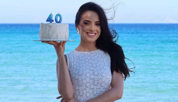 Ramona Păun și-a petrecut aniversarea în Koufonisia, paradisul grecesc cu unele dintre cele mai frumoase plaje din Marea Egee