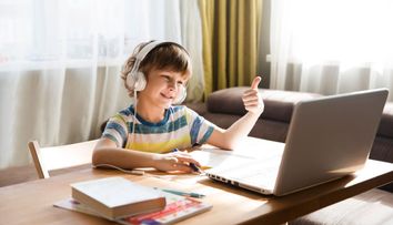 Cum funcționează platforma online care îi învață pe copii cum să devină eficienți la școală