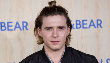 Brooklyn Beckham lovește din nou! Paparazzi l-au surprins alături de o nouă cucerire