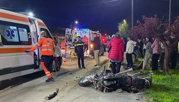 Imagini cu accidentul din Lugoj. Cine e motociclistul de 18 ani care a fost spulberat de pe șosea