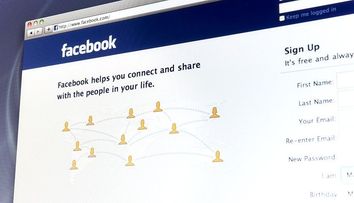 Numarul de conturi romanesti din Facebook a atins 7 milioane