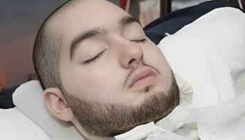 Cine este „Prințul adormit” al Arabiei Saudite. A împlinit 36 de ani, iar timp de două decenii se află în comă