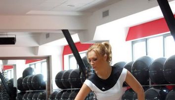 Magda Palimariu a luat lectii de Tae Bo cu Zmarandescu FOTO si VIDEO!
