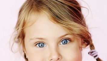 Familia mea are dinti sanatosi! DePici.ro iti spune care sunt trucurile esentiale pentru un zambet perfect