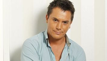 Robert Calin (Razvan Fodor)