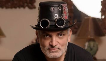 VIDEO Damian Drăghici, un român de succes