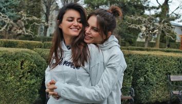 Cum recuperează surorile Menghia timpul petrecut departe una de alta. „Avem o grămadă de povești”