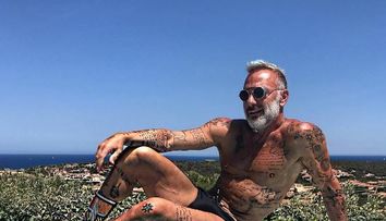Nu se mai ascunde! Gianluca si noua iubita, ipostaze tandre la piscina. Cum s-au fotografiat