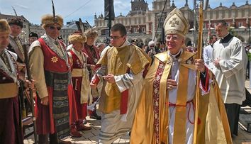 Cei care batjocoresc Biserica Catolică ar putea face doi ani de închisoare în Polonia